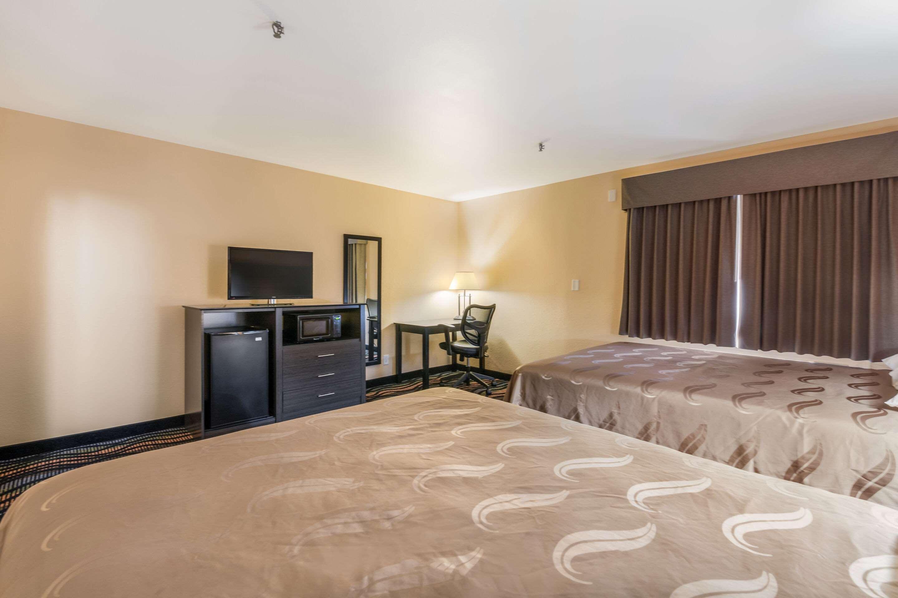 Equality Inn Рокфорд Экстерьер фото