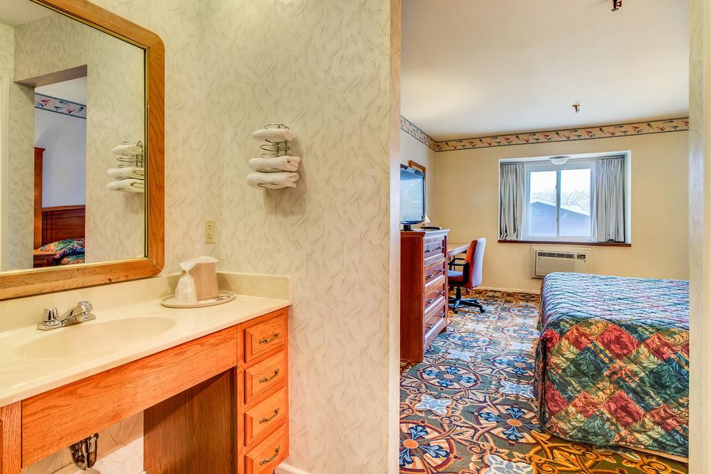 Equality Inn Рокфорд Экстерьер фото